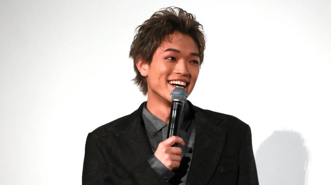 Timeleszの原嘉孝はいつほくろ取ったのか、画像を比較