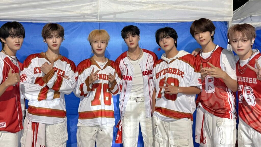 スポーティーな衣装のNCTDREAM