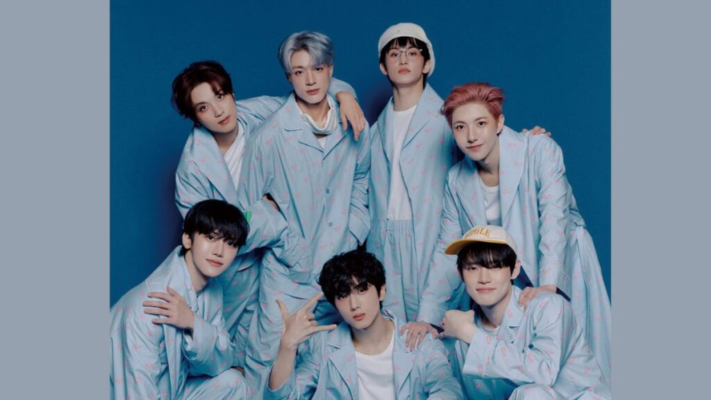 水色の衣装のNCT DREAM