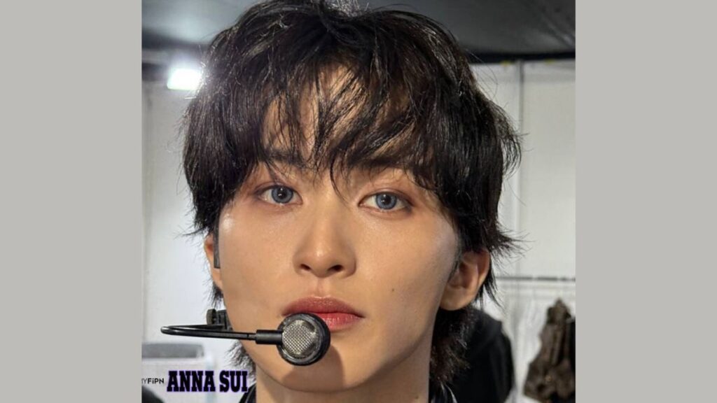 カラコンをしているマーク